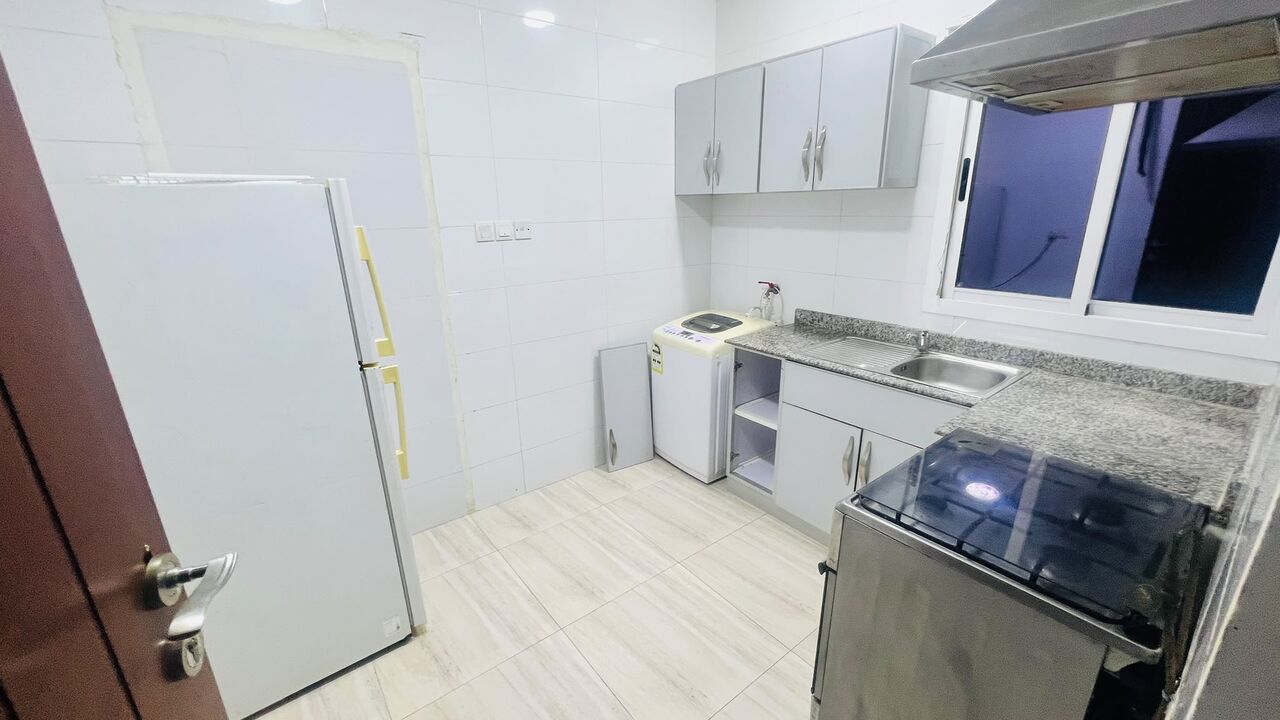 Busaiteen, Apartments, Flats, Houses & Villas, BHD 175/month,  Furnished,  Studio,  Budget  Apartment For Rent In Busaiteen