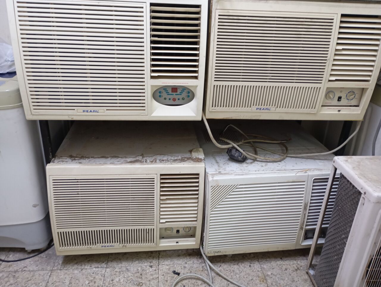 Gudaibiya, Air Conditioners, BHD 60,  Windows Ac Sale With Fixing Warranty Call 39054927