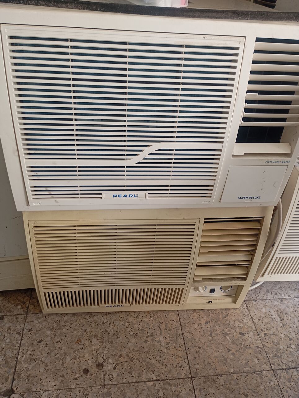 Gudaibiya, Air Conditioners, BHD 60,  Windows Ac Sale With Fixing Warranty Call 39054927