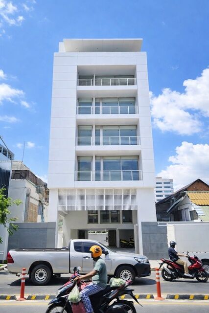 Bangkok, Villas, THB 419998,  102 Sq. Feet,  Silom, Si Phraya Location, New Office Building, 7 Floors, MRT Hua Lamphong, 780m. With