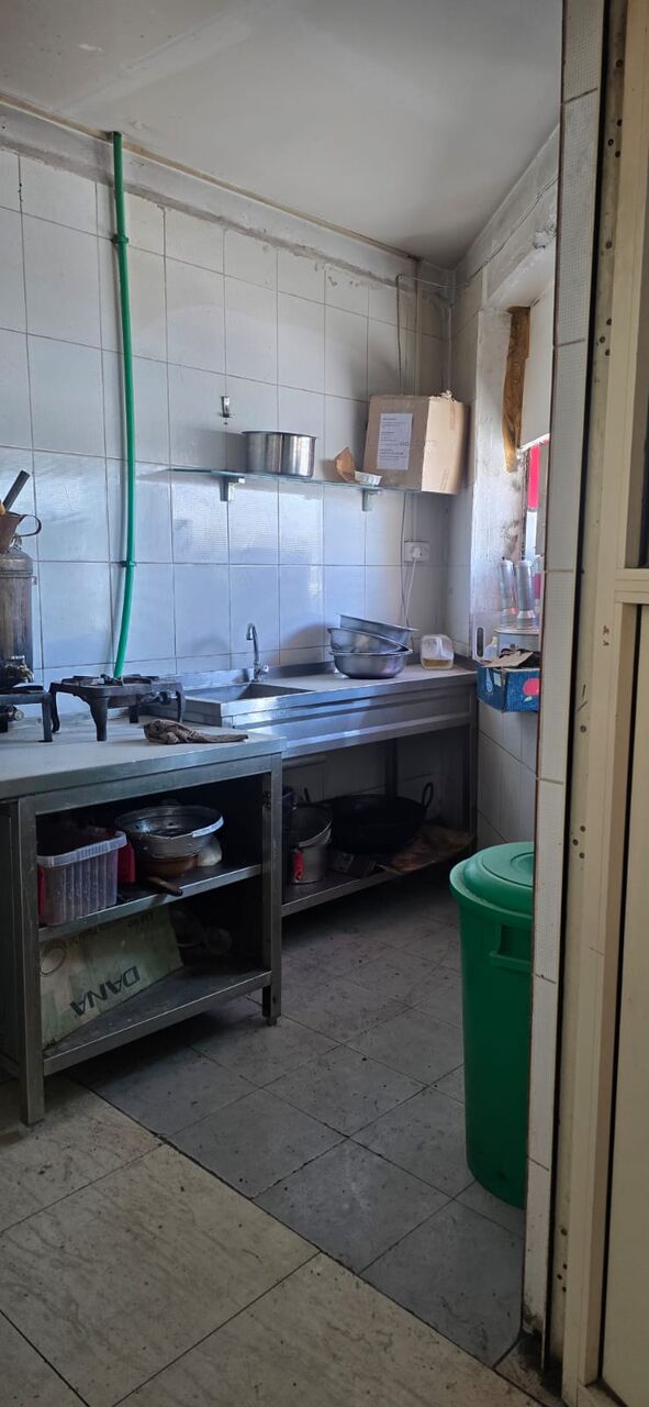 Manama, Shops, BHD 8000,  Restaurant  For Sale- (Urgent) Ma