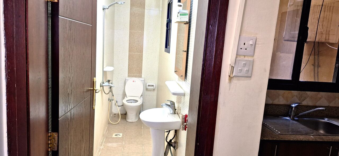 East Riffa, Apartments, Flats, Houses & Villas, BHD 130/month,  Furnished,  Studio,  East Riffa Near IMC Hospital! Furnished Studio Room 130 Only With EWA