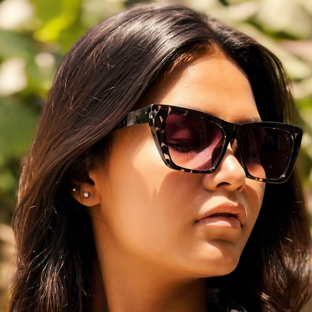 Mumbai, Fashion & Design, Shop Woggles Women Cat Eye Sunglasses
