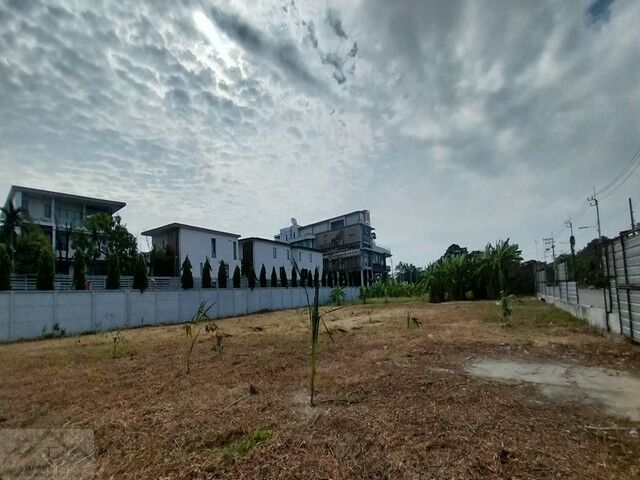 Bangkok, Villas, THB 180000,  621 Sq. Feet,  Land For Rent, 1 Rai 2 Ngan 21 Sq M, Krungthep Kreetha Soi 9, Next To The Road On 2