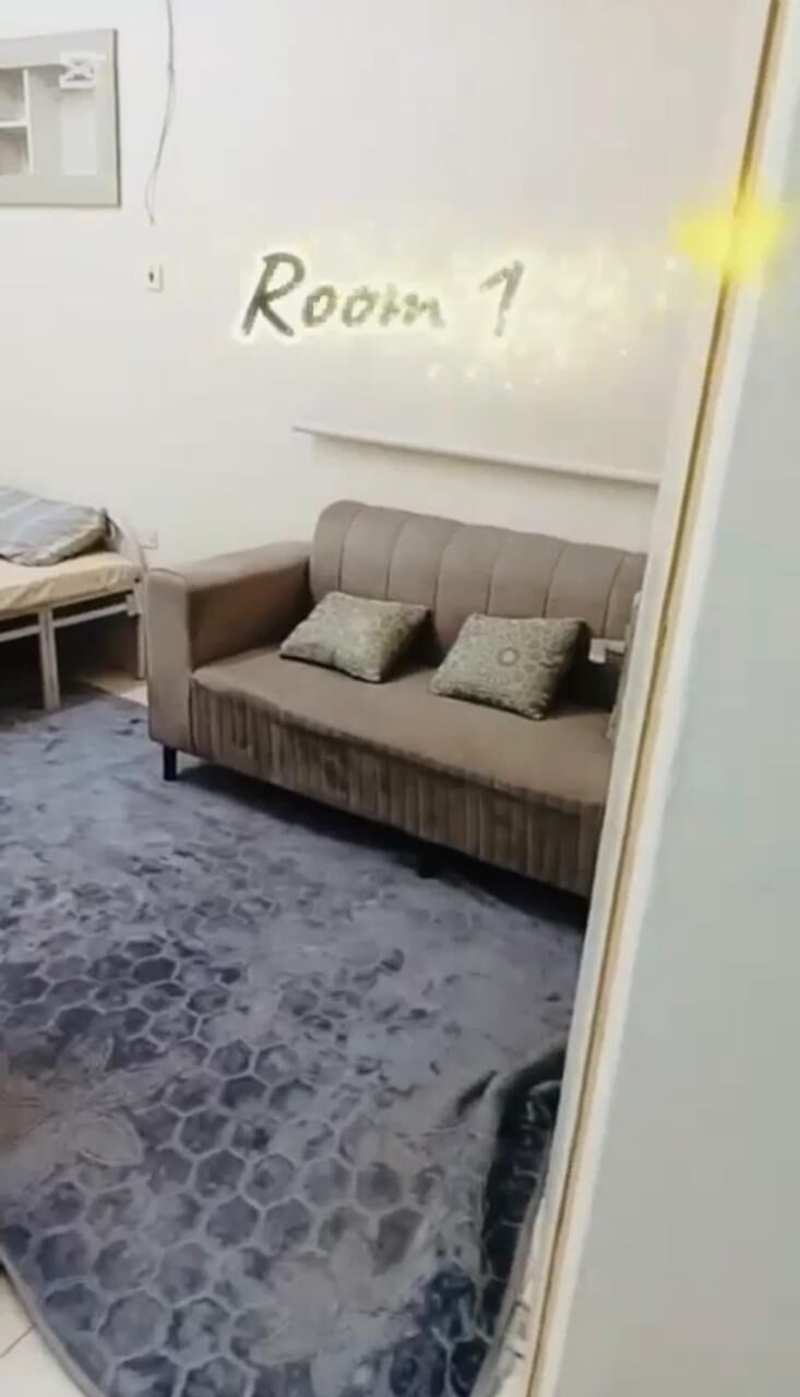 Al Malaz, Rooms for Rent, SAR 1300/month,  Furnished,  Furnished Executive Single Room For Rent For Executive Bachelor.