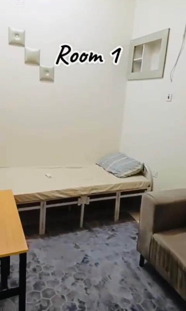 Al Malaz, Rooms for Rent, SAR 1300/month,  Furnished,  Furnished Executive Single Room For Rent For Executive Bachelor.
