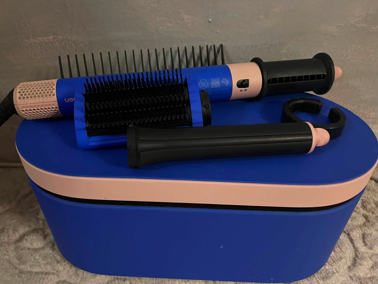 Al Washm, Appliances, SAR 1500,  Dyson Air Wrap
