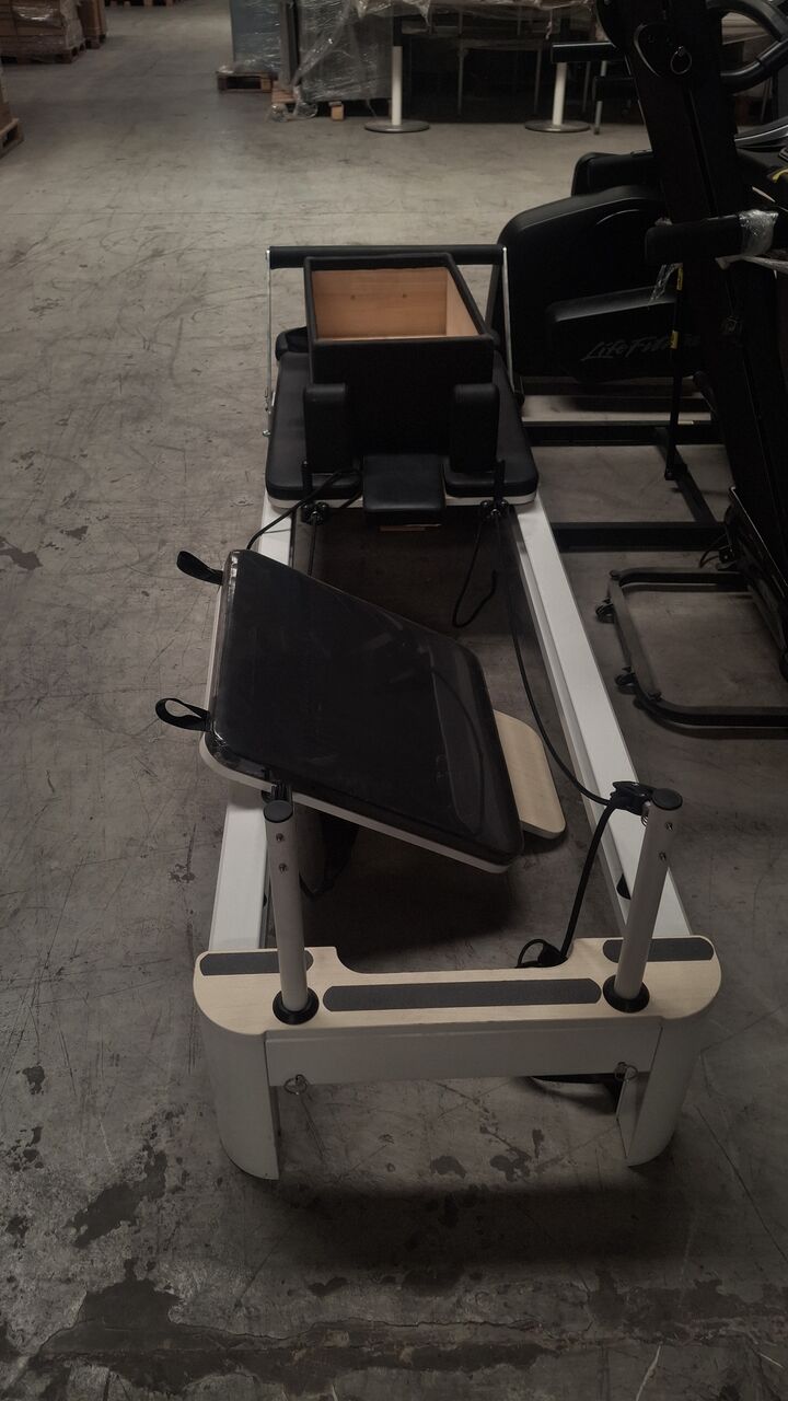 Riyadh, Sporting Goods, SAR 4500,  DP Pilates Reformer &ndash; Premium Quality Include These Features With Modern