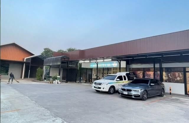 Bangkok, Villas, THB 120000,  0 Sq. Feet,  BR 1901 For Rent, Building Space Size 400 - 500 Sq M., Soi On Nut 66, Next To Lotus,