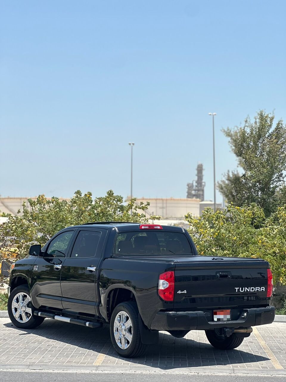 Riffa, Vehicles, Cars & Trucks , BHD 7900,  TOYOTA TUNDRA 4X4 1794 EDITION 2015 BLACK,  2015,  Automatic,  250000 KM,