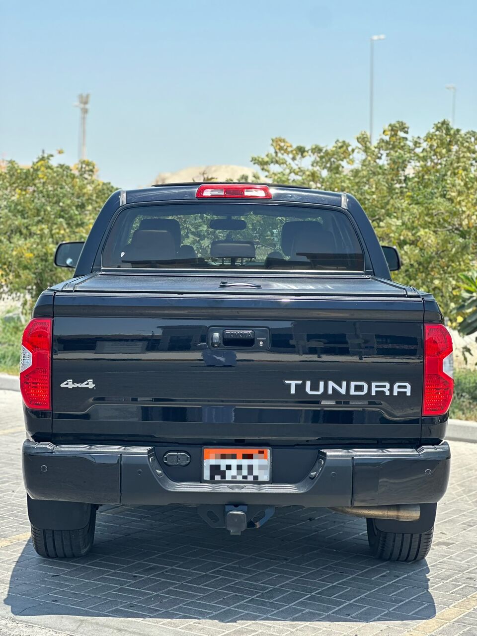 Riffa, Vehicles, Cars & Trucks , BHD 7900,  TOYOTA TUNDRA 4X4 1794 EDITION 2015 BLACK,  2015,  Automatic,  250000 KM,