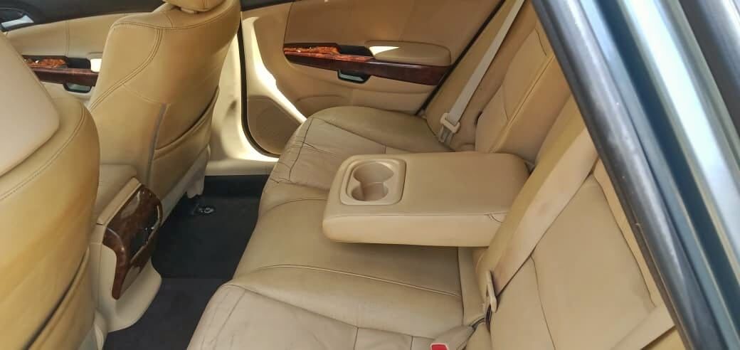 Riyadh, Vehicles, Cars & Trucks , SAR 26500,  Honda Accord Crosstour,  2011,  Automatic,  330000 KM,  - V6