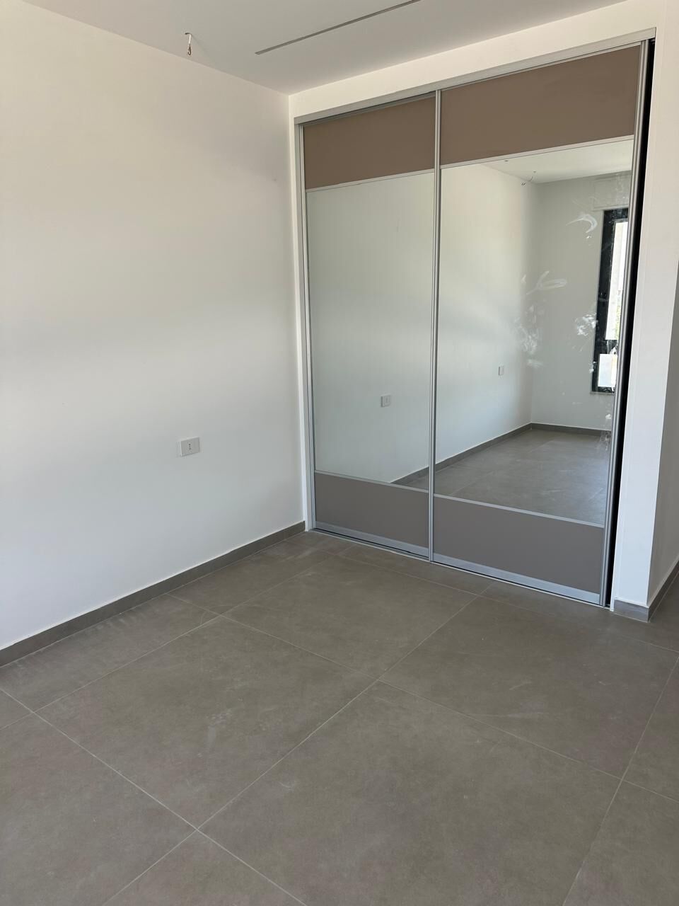 Amman, Apartments, Flats, Houses & Villas, JOD 15000/year,  2 BR,  Brandnew Semi Furnished 2B Apart With Baconly In 5 Circle 00962777688956