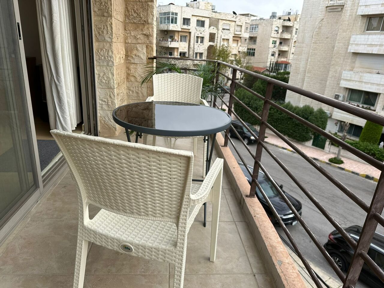 Abdoun, Apartments, Flats, Houses & Villas, JOD 6600/year,  Furnished,  1 BR,  Fully Furnished One Bedroom Apartment With Baconly In Abdoun 00962777688956