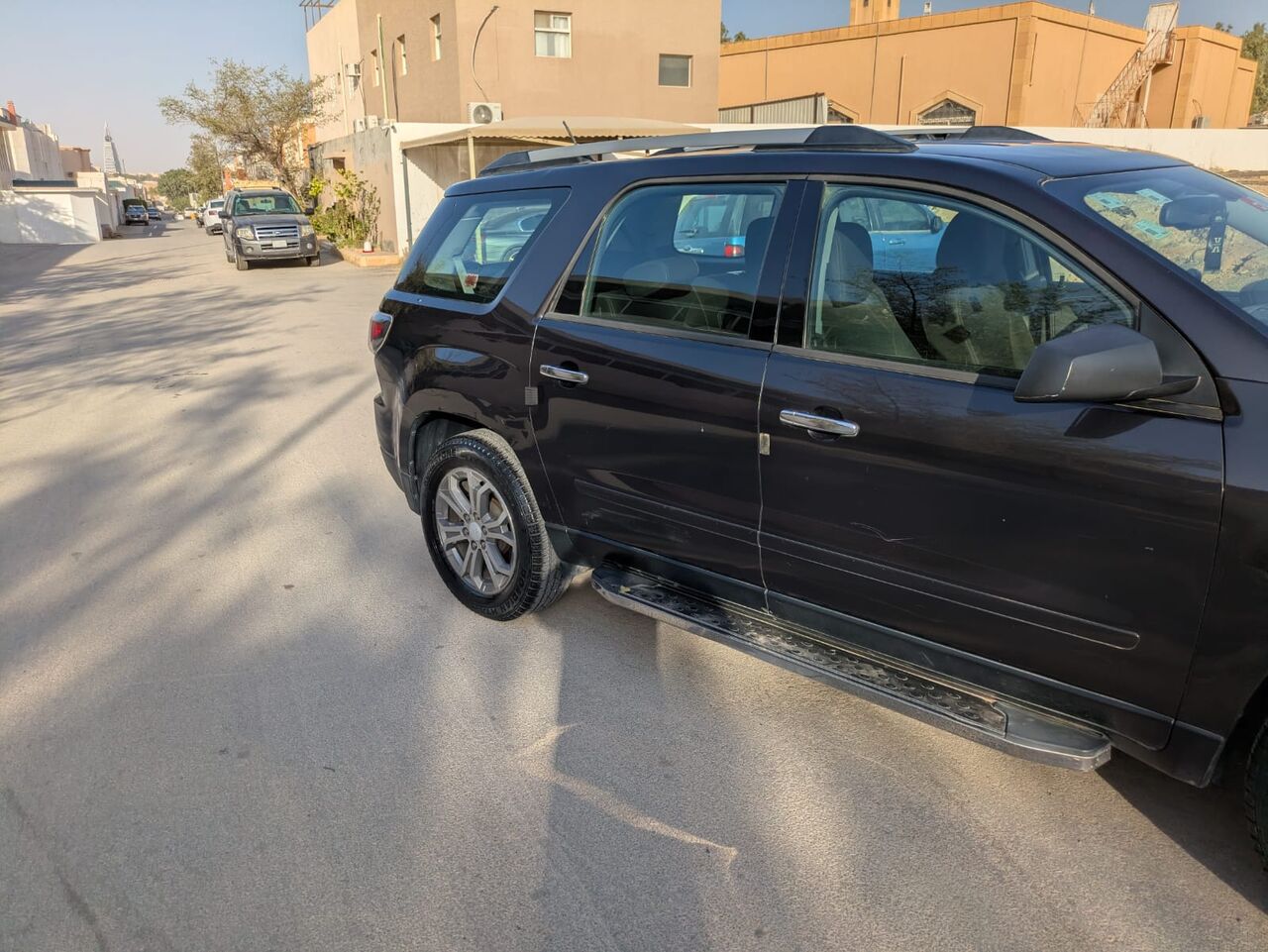 Umm Al Hamam, Vehicles, Cars & Trucks , SAR 30000,  GMC Acadia,  2016,  Automatic,  165000 KM,