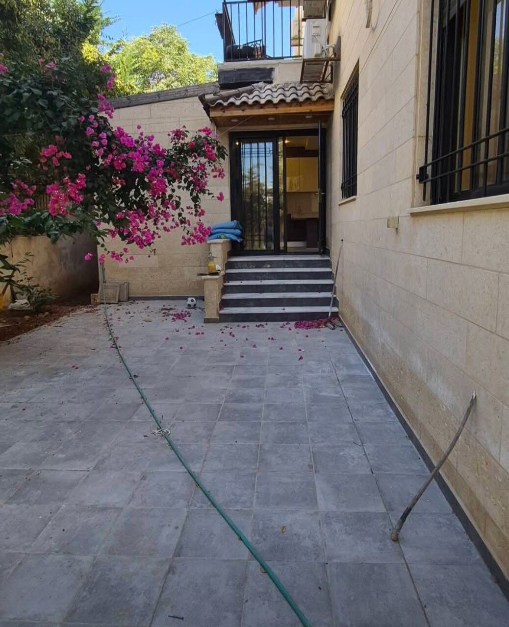 Amman, Apartments, Flats, Houses & Villas, JOD 8500/year,  Furnished,  2 BR,  Ground Semi Furnished 2B Apart With Garden In Um Uthaina 00962777688956