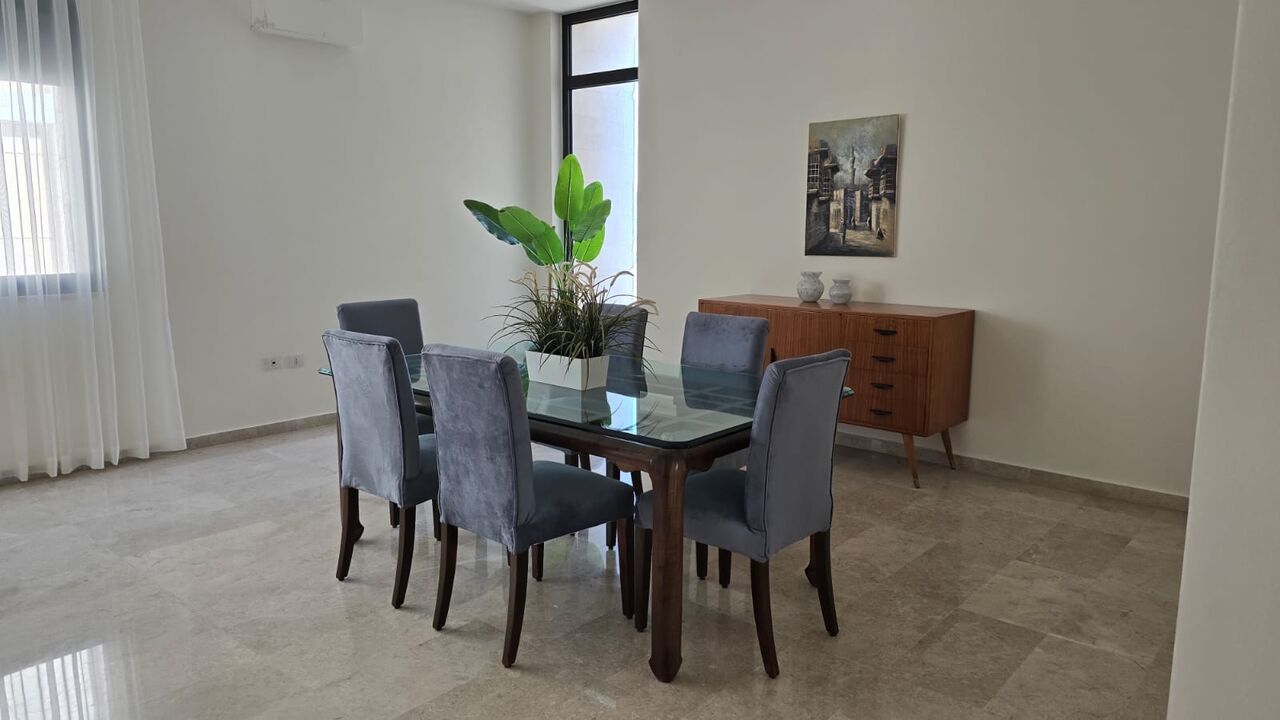 Amman, Apartments, Flats, Houses & Villas, JOD 12000/year,  Furnished,  3 BR,  Fully Furnished 3B Apart With Baconly In 2nd Circle 00962777688956