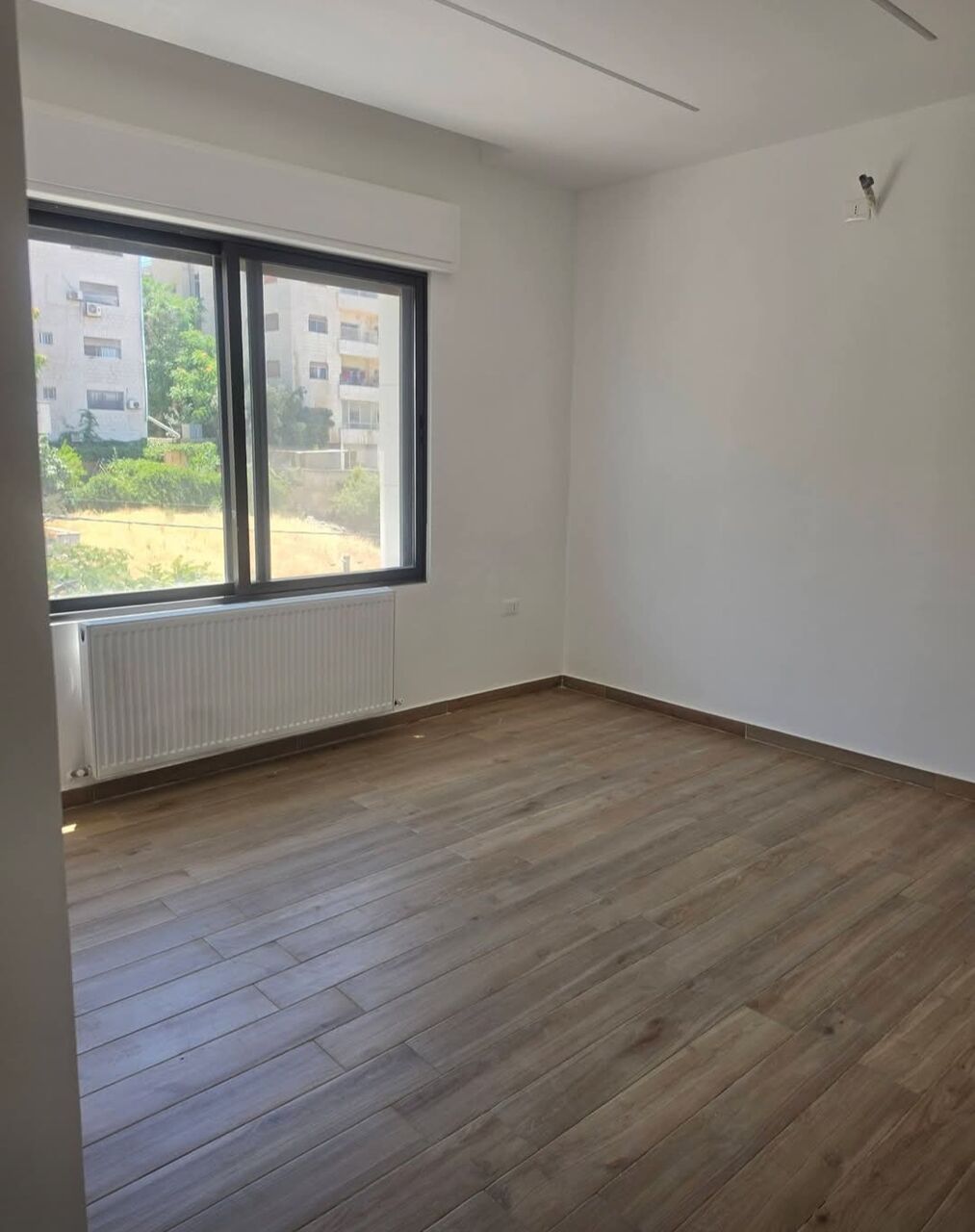 Amman, Apartments, Flats, Houses & Villas, JOD 10000/year,  3 BR,  Semi Furnished 3B Apart With Baconly In Shemsani 00962777688956