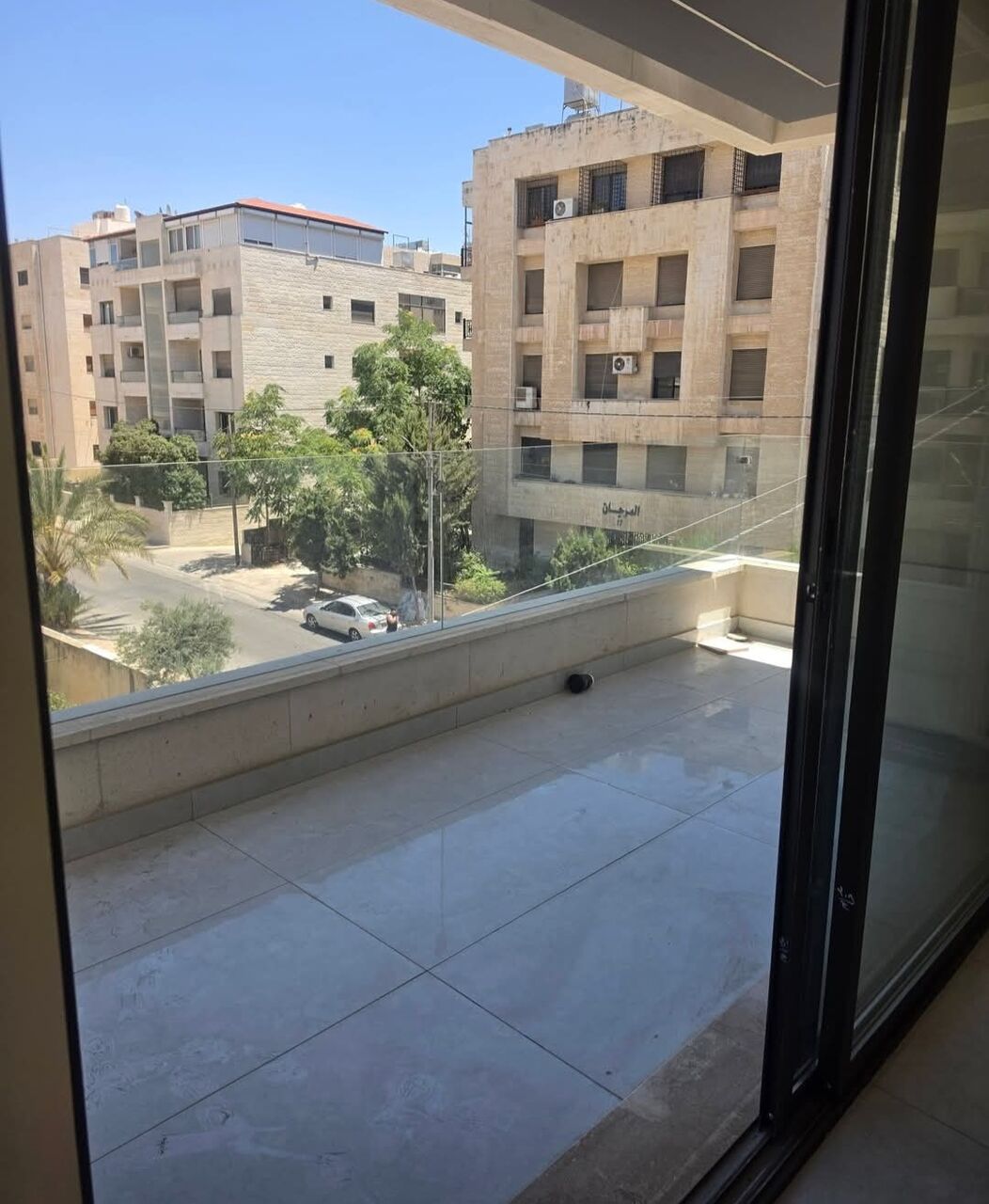 Amman, Apartments, Flats, Houses & Villas, JOD 10000/year,  3 BR,  Semi Furnished 3B Apart With Baconly In Shemsani 00962777688956