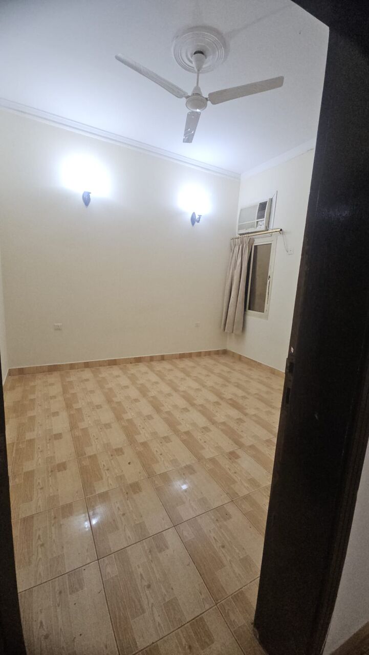 Hoora, Apartments, Flats, Houses & Villas, BHD 210/month,  2 BR,  2 Bedroom Semi Furnished Flat For Rent With Ewa