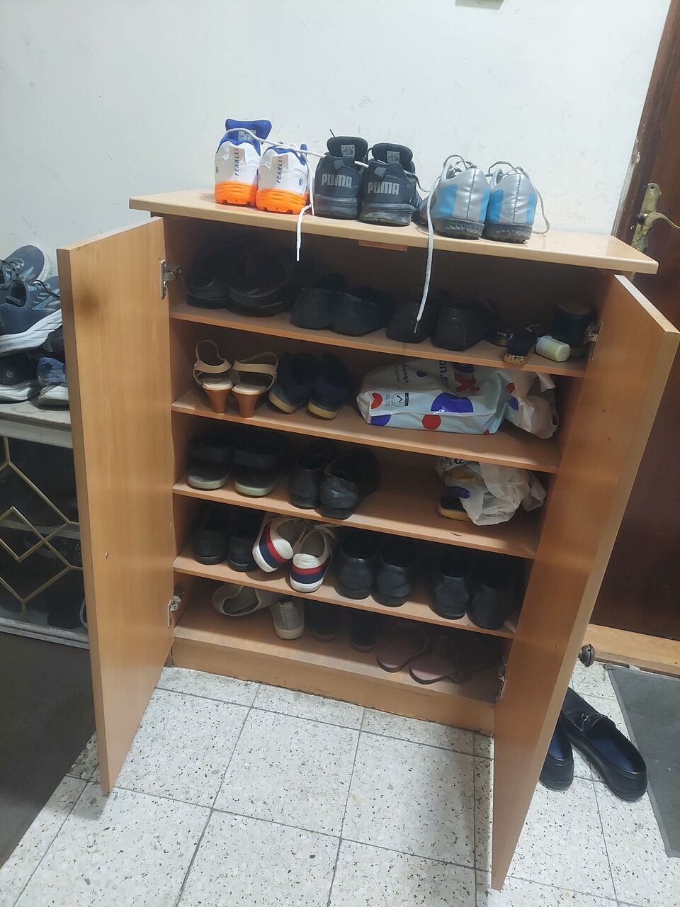 Manama, Furniture, BHD 8,  Wooden Shoe Rack