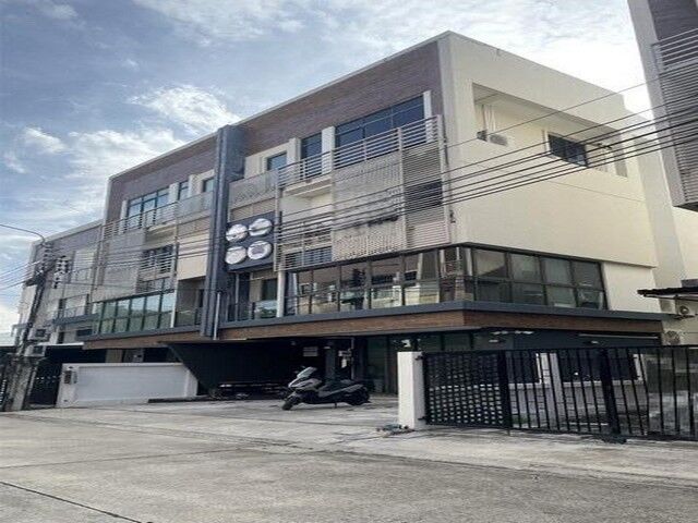 Bangkok, Real Estate For Sale, THB 15000000,  6 BR,  44 Sq. Feet,  Home Office For Sale, 4 Floors, DISTRICT EKKAMAI RAMINTRA, Soi Ramintra 40 Facing South