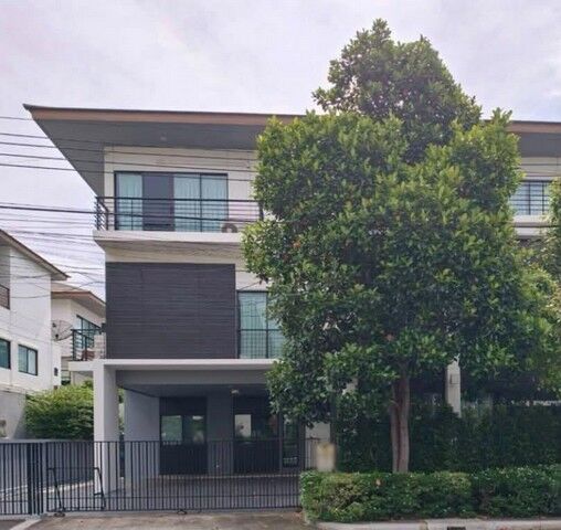 Bangkok, Villas, THB 120000,  71 Sq. Feet,  For Sale, For Rent, 3-story Luxury Detached House, Lumpini Village, Near Suan Luang Rama