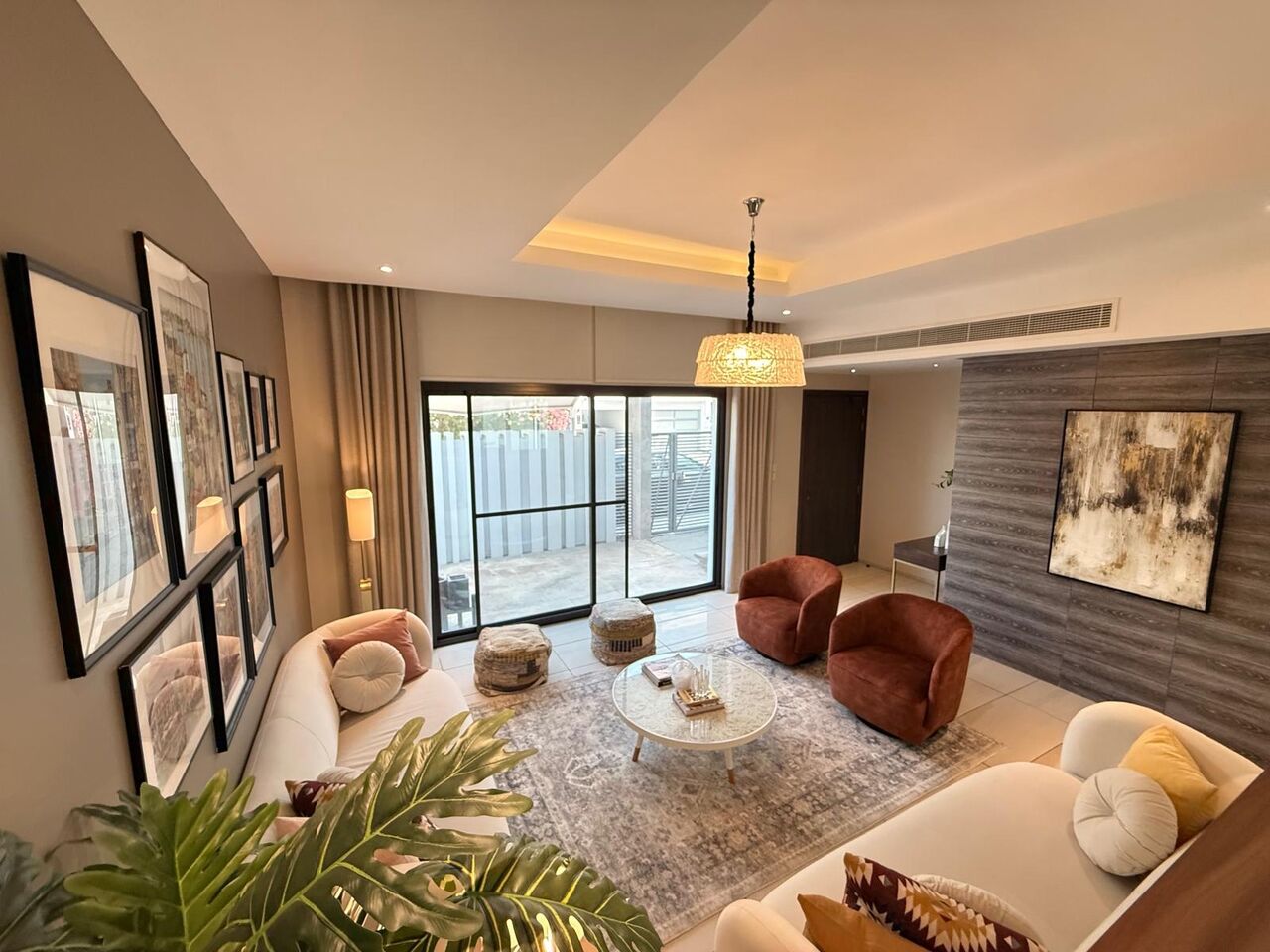 Saar, Apartments, Flats, Houses & Villas, BHD 900/month,  3 BR,  Unlimited Ewa Luxury Villa With Maidroom For Rent In Saar