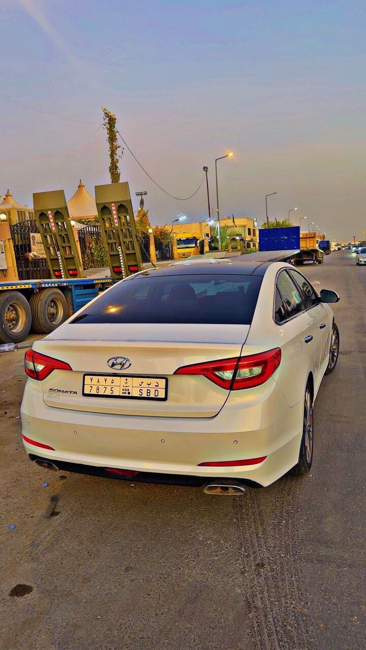 Riyadh, Vehicles, Cars & Trucks , SAR 42,  Hyundai Sonata 2.4L,  2017,  Automatic,  470000 KM,