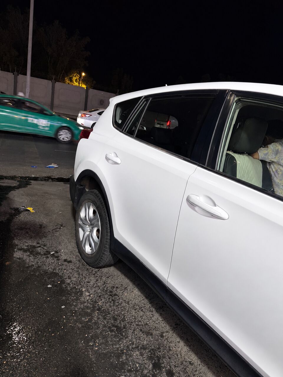 Riyadh, Vehicles, Cars & Trucks , SAR 53000,  Toyota RAV4,  2015,  Automatic,  262000 KM,  Rav-4  Model