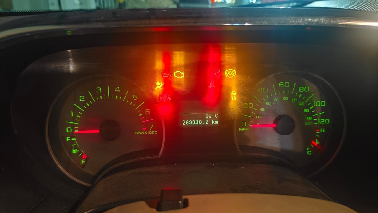 Jeddah, Vehicles, Cars & Trucks , SAR 13500,  Ford Explorer,  2007,  Automatic,  271 KM,  Want To Sell