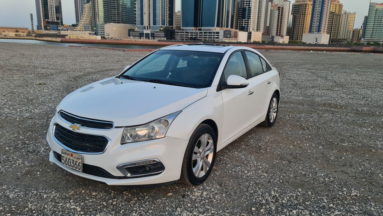 Juffair, Vehicles, Cars & Trucks , BHD 1450,  Chevrolet Cruze,  2016,  Automatic,  120000 KM,   LT Full Option Instalments Option Available