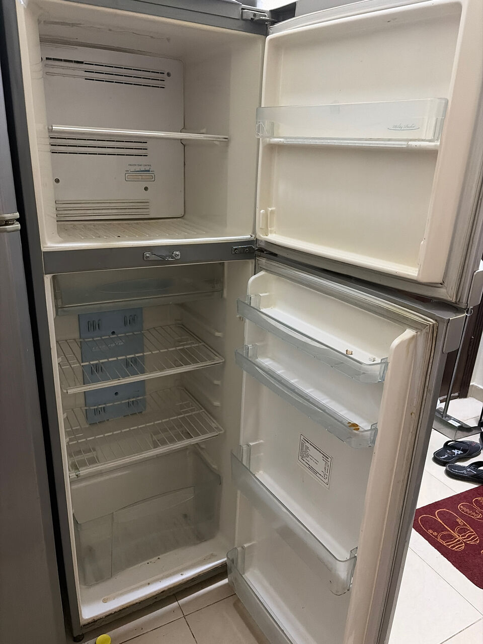 Manama, Household Items, BHD 20,  Double Door Fridge 20 BHD
