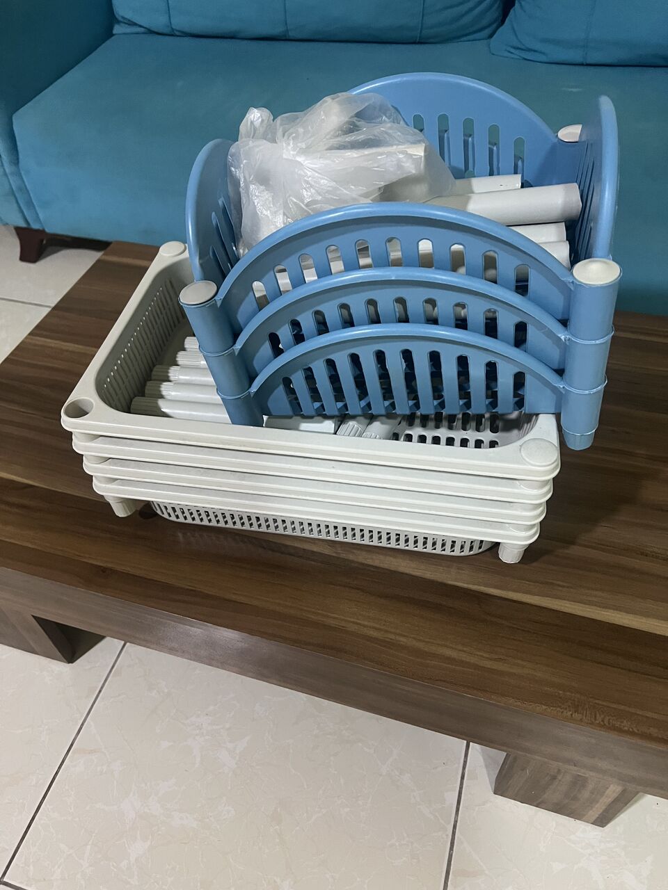 Riyadh, Household Items, SAR 70,  Plastic Dish Drying Rack With Drain Tray