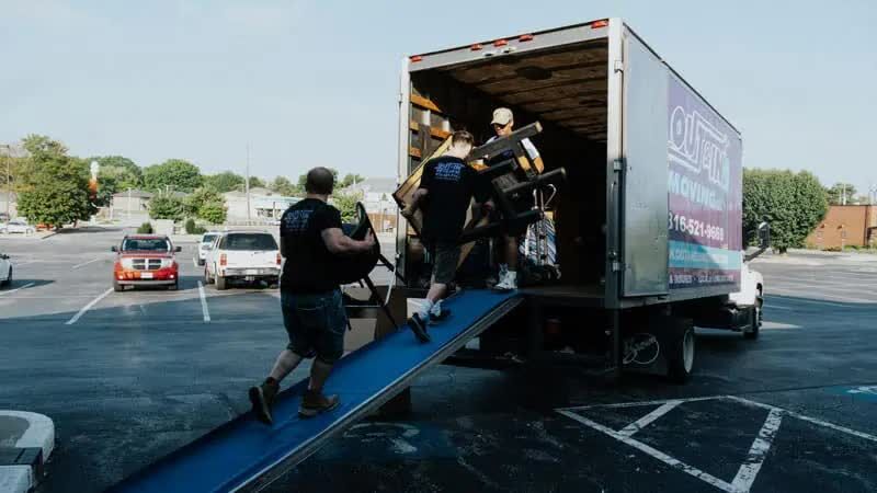 New York, Jobs, Out & In Moving LLC