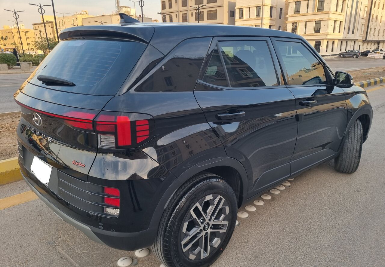 Dammam, Vehicles, Cars & Trucks , SAR 50000,  Hyundai Venue Turbo,  2024,  Automatic,  19800 KM,   ,Smart Single Owner, Only 19,800 KM