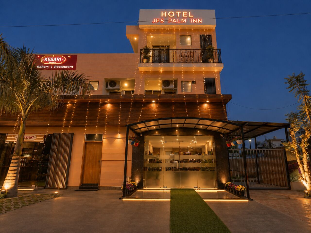 Gurgaon, Travel, Hotel For Industrial Business Travel In Manesar &mdash; Stay Smart With JPS Palm Inn