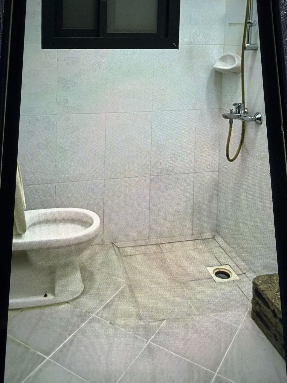 Manama, Buildings, BHD 110,  One Room For Rent In Sithra Near Opposite  Kavalani