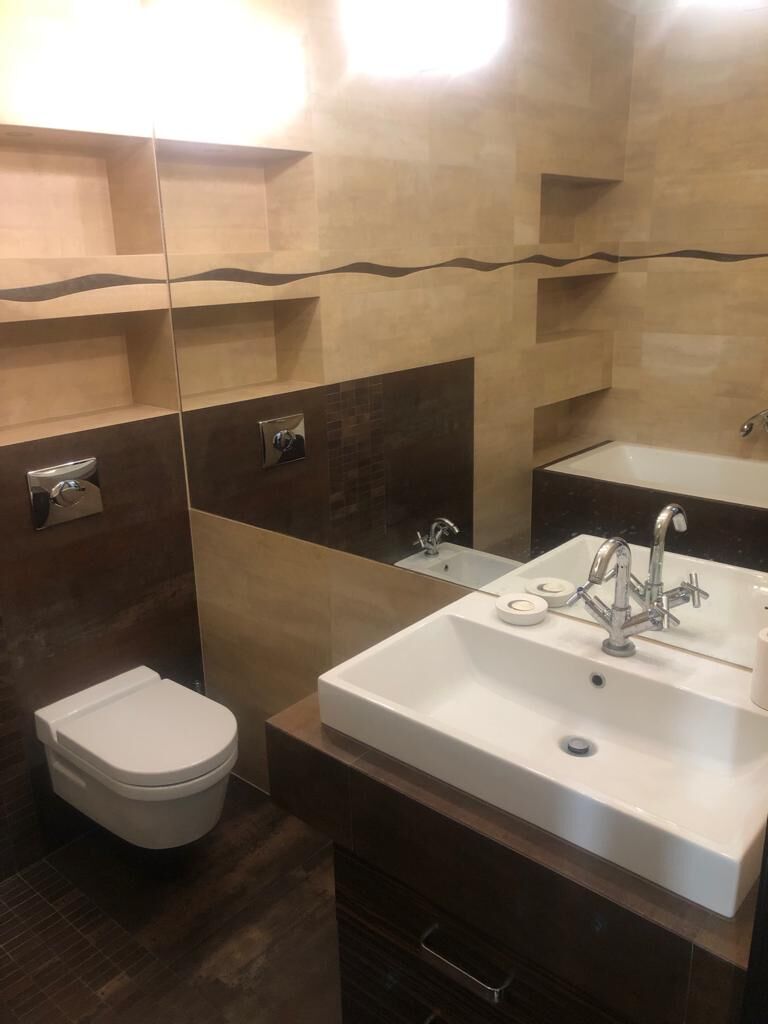 Warsaw, Apartments, Flats, Houses & Villas, EUR 1950/month,  Furnished,  4 BR,  100 Sq. Meter,  4BR 100 Sq M Luxury Apartment Balcony Security Fully Furnished Architect Design