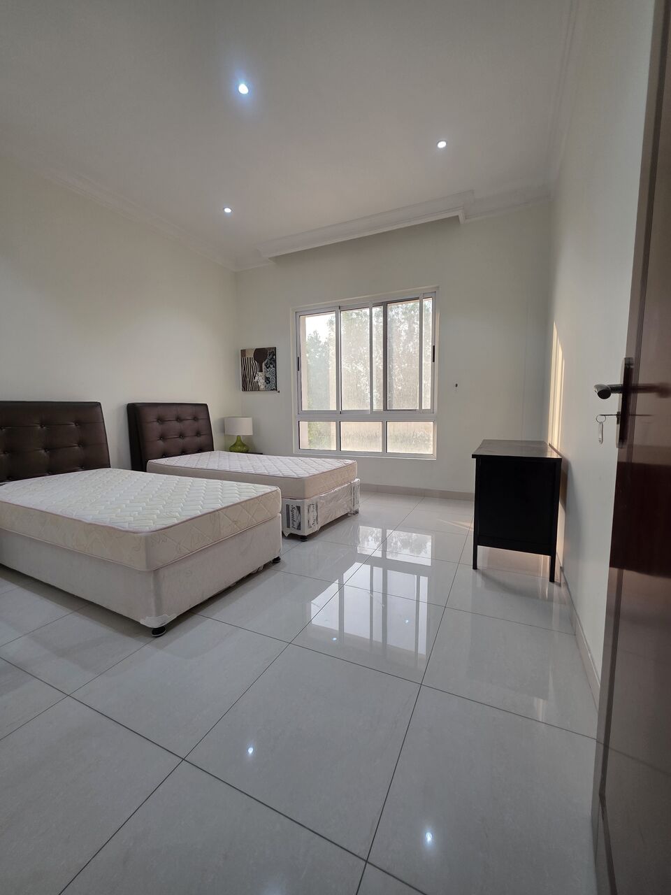Adliya, Apartments, Flats, Houses & Villas, BHD 400/month,  2 BR,  £2BATHROOM Hall Kitchen Open With Electricity Fully Furnished Car Parking