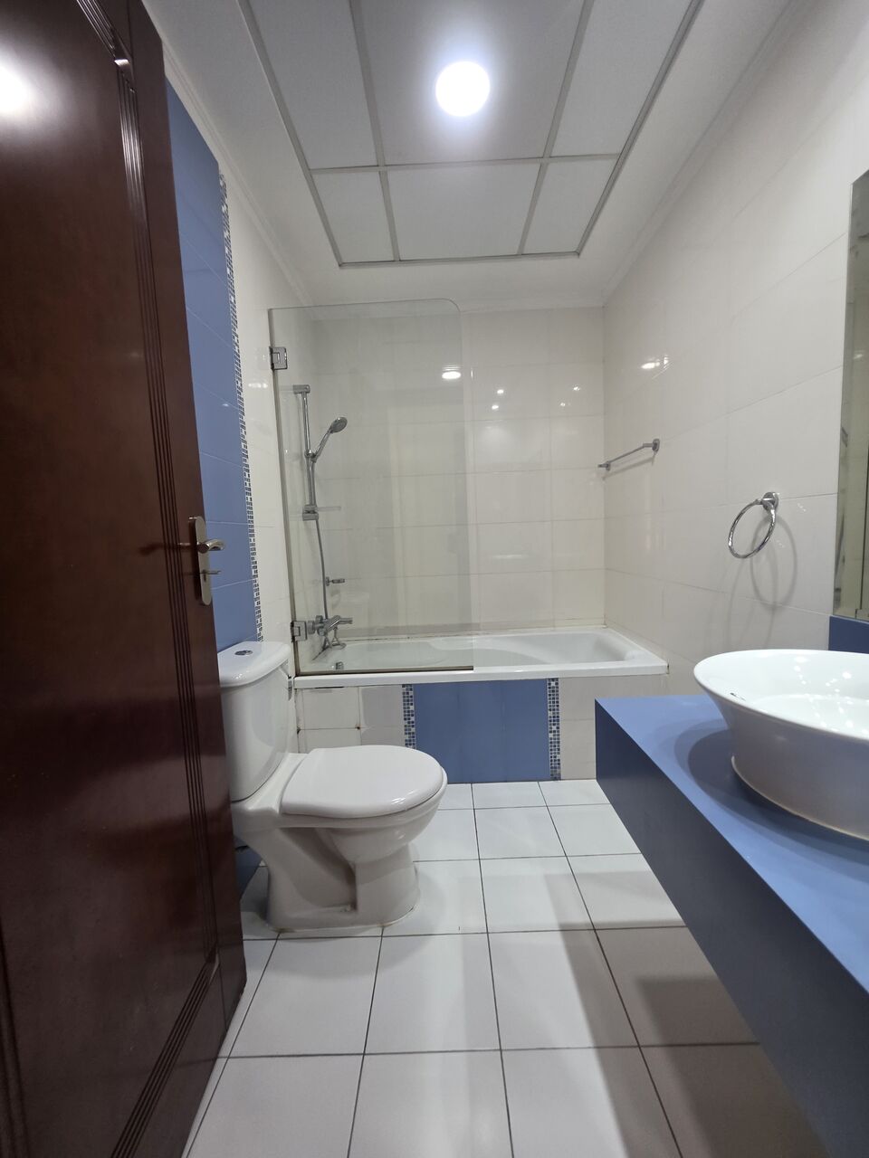 Adliya, Apartments, Flats, Houses & Villas, BHD 400/month,  2 BR,  £2BATHROOM Hall Kitchen Open With Electricity Fully Furnished Car Parking