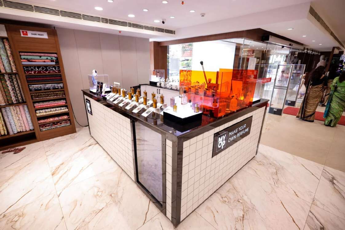 Mumbai, Construction, Retail Kiosk Fabrication, Mumbai &mdash; Zayan Lifestyle India