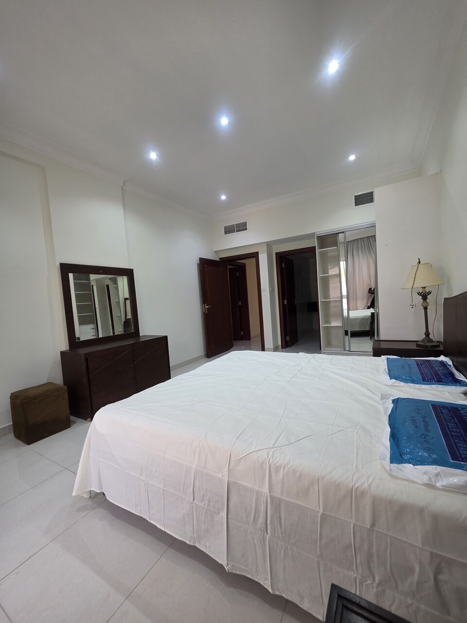 Adliya, Apartments, Flats, Houses & Villas, BHD 525/month,  3 BR,  ;ATHROOM Hall Kitchen Open With Electricity Fully Balcony  Furnished Car Parking