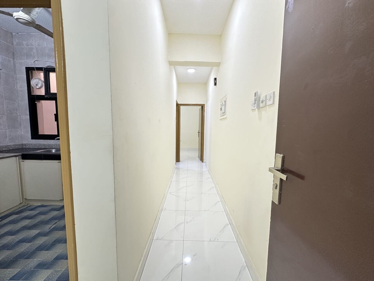 Hoora, Apartments, Flats, Houses & Villas, BHD 170/year,  1 BR,  Hoora:- 1Bhk Flat On Rent With Ewa & Acs..
