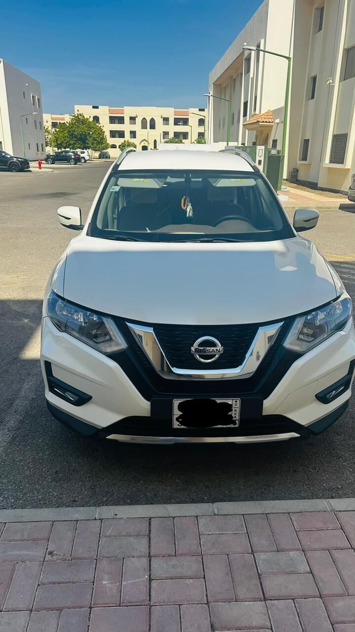 Yanbu, Vehicles, Cars & Trucks , SAR 60000,  Nissan X-trail White,  2020,  Automatic,  108788 KM,  Reason For Car Sale - Final Exit