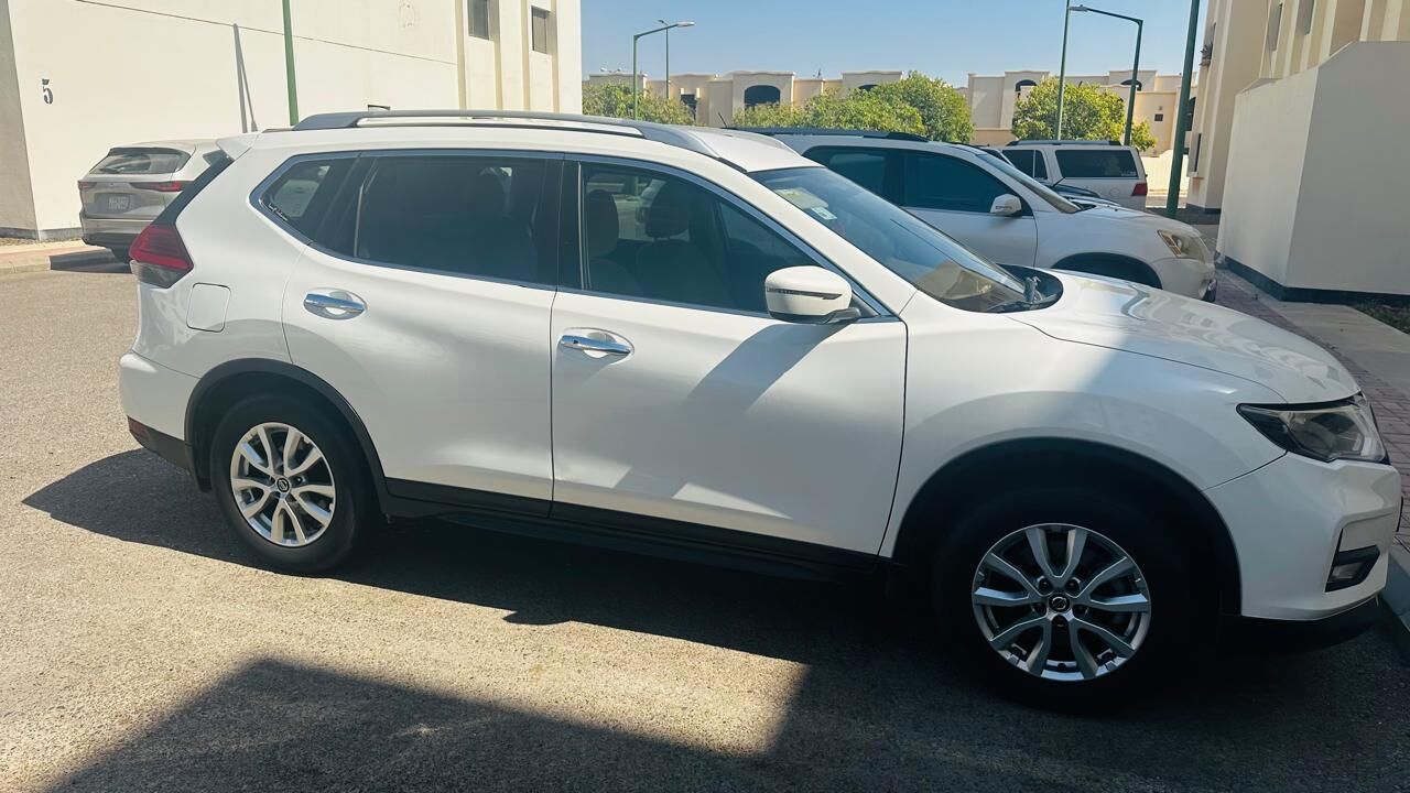 Yanbu, Vehicles, Cars & Trucks , SAR 60000,  Nissan X-trail White,  2020,  Automatic,  108788 KM,  Reason For Car Sale - Final Exit