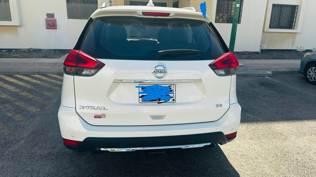 Yanbu, Vehicles, Cars & Trucks , SAR 60000,  Nissan X-trail White,  2020,  Automatic,  108788 KM,  Reason For Car Sale - Final Exit