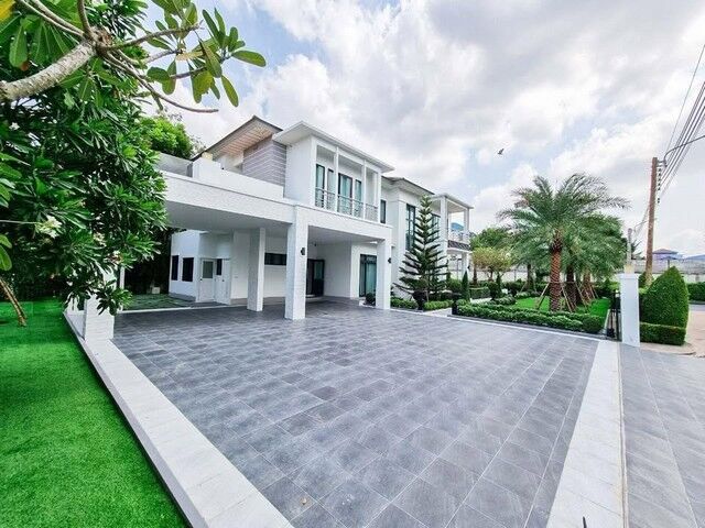 Bangkok, Real Estate For Sale, THB 285000,  5 BR,  210 Sq. Feet,  Corner Detached House For Rent, 210 Sq M, 5 Bedrooms, Perfect Masterpiece Project,