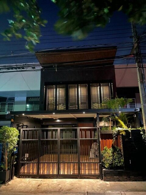 Bangkok, Villas, THB 60000,  27 Sq. Feet,  For Sale And Rent, 2-story Townhome, Ramkhamhaeng 26/1, Near Ramkhamhaeng Hospital.
