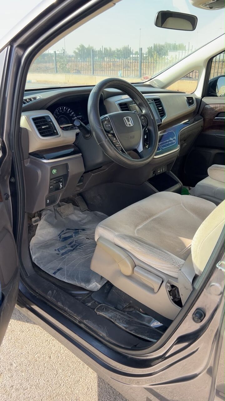 Riyadh, Vehicles, Cars & Trucks , SAR 40000,  Honda Odyssey,  2016,  Automatic,  260000 KM,